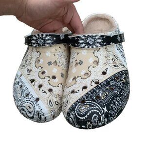 RARE Crocs Bandana Printed Classic Lined Clogs Size 13